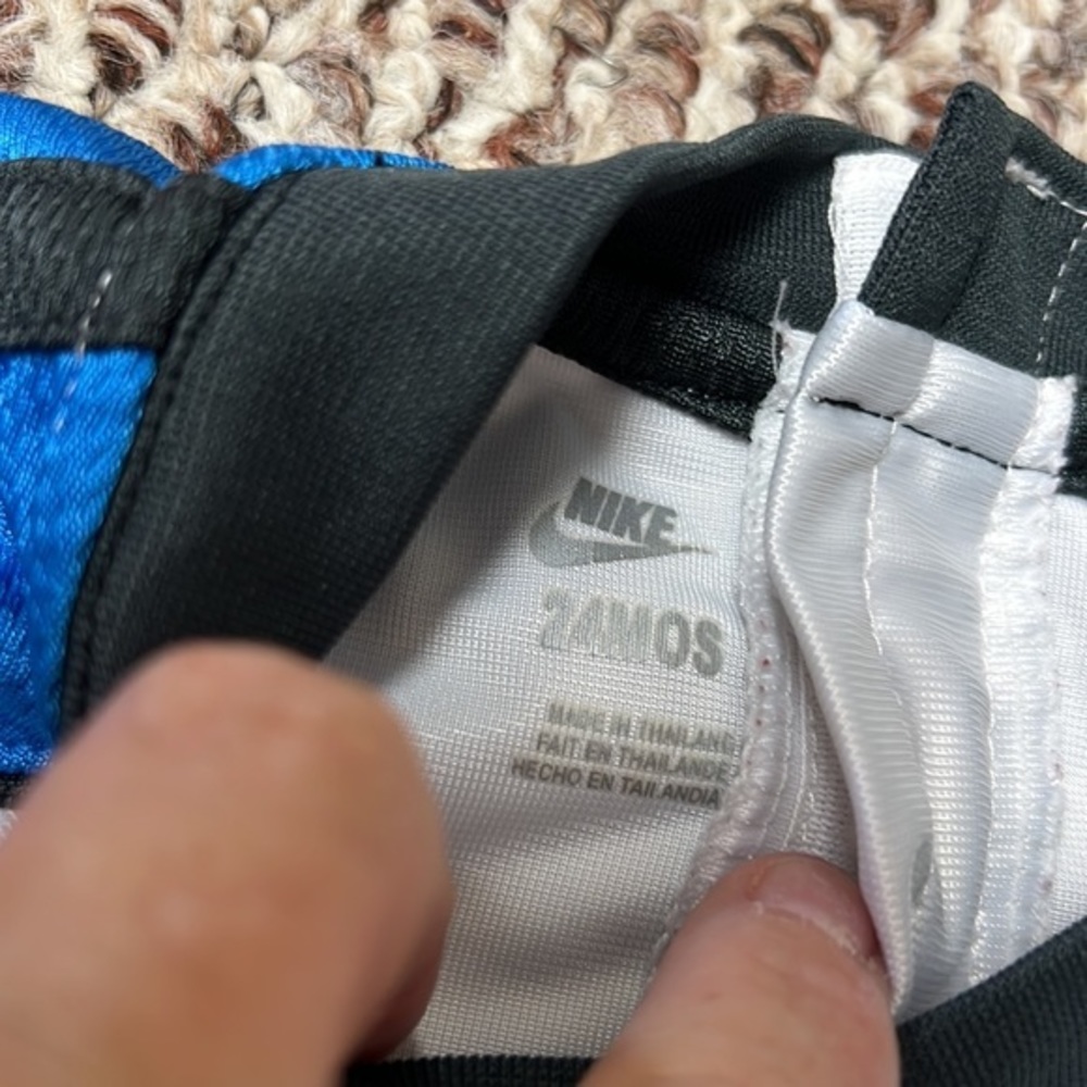 ‎Nike - Picture 7 of 8